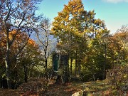 30 Capanno di caccia colorato d'autunno 